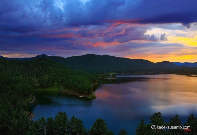 Pactola Reservoir.jpg